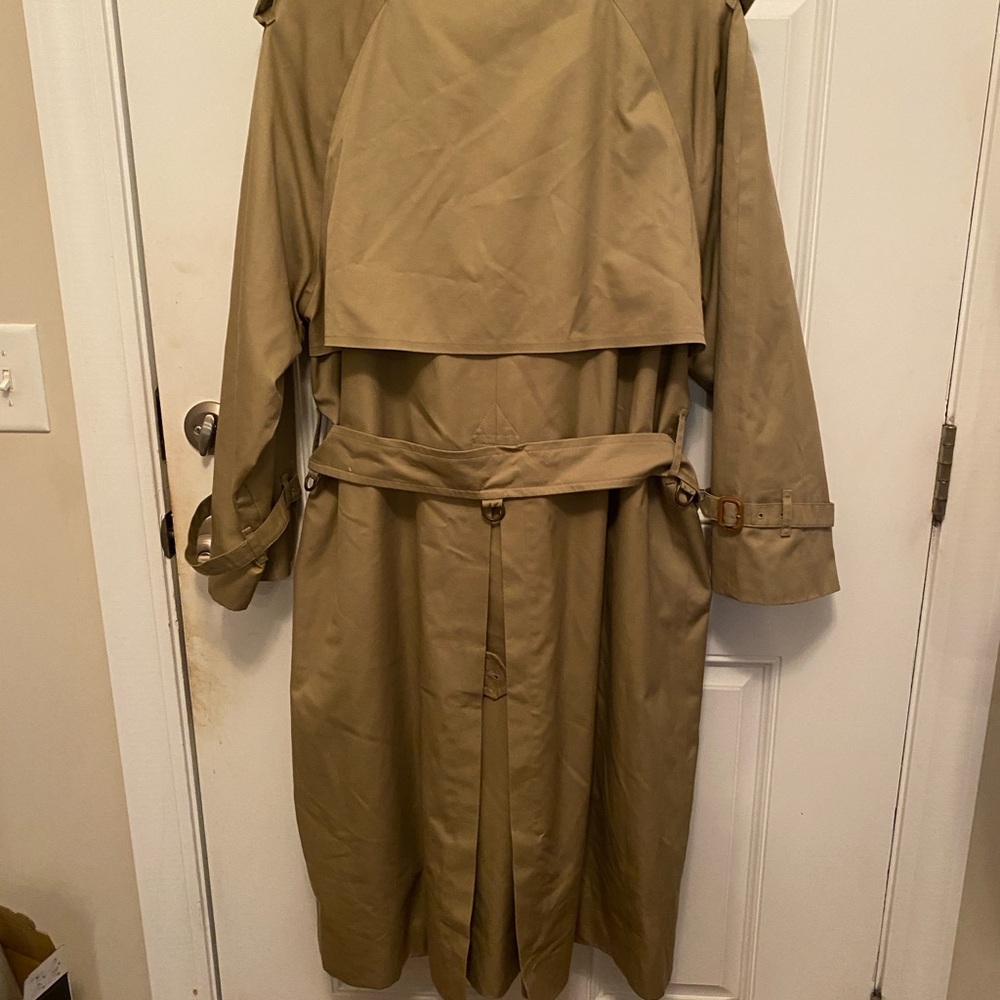 Burberry Men's Trench Coat - Khaki/Tan - Picture 10 of 16